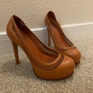Vero Cuoio Brown heels